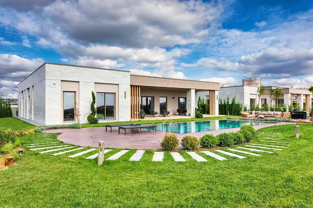 Deniz ve Göl Manzaralı Big Country Villaları Sahiplerini Ağırlamaya Başladı